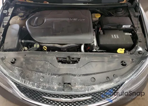 2015 Chrysler 200 C from USA, damaged, VIN 1C3CCCCG8FN520185